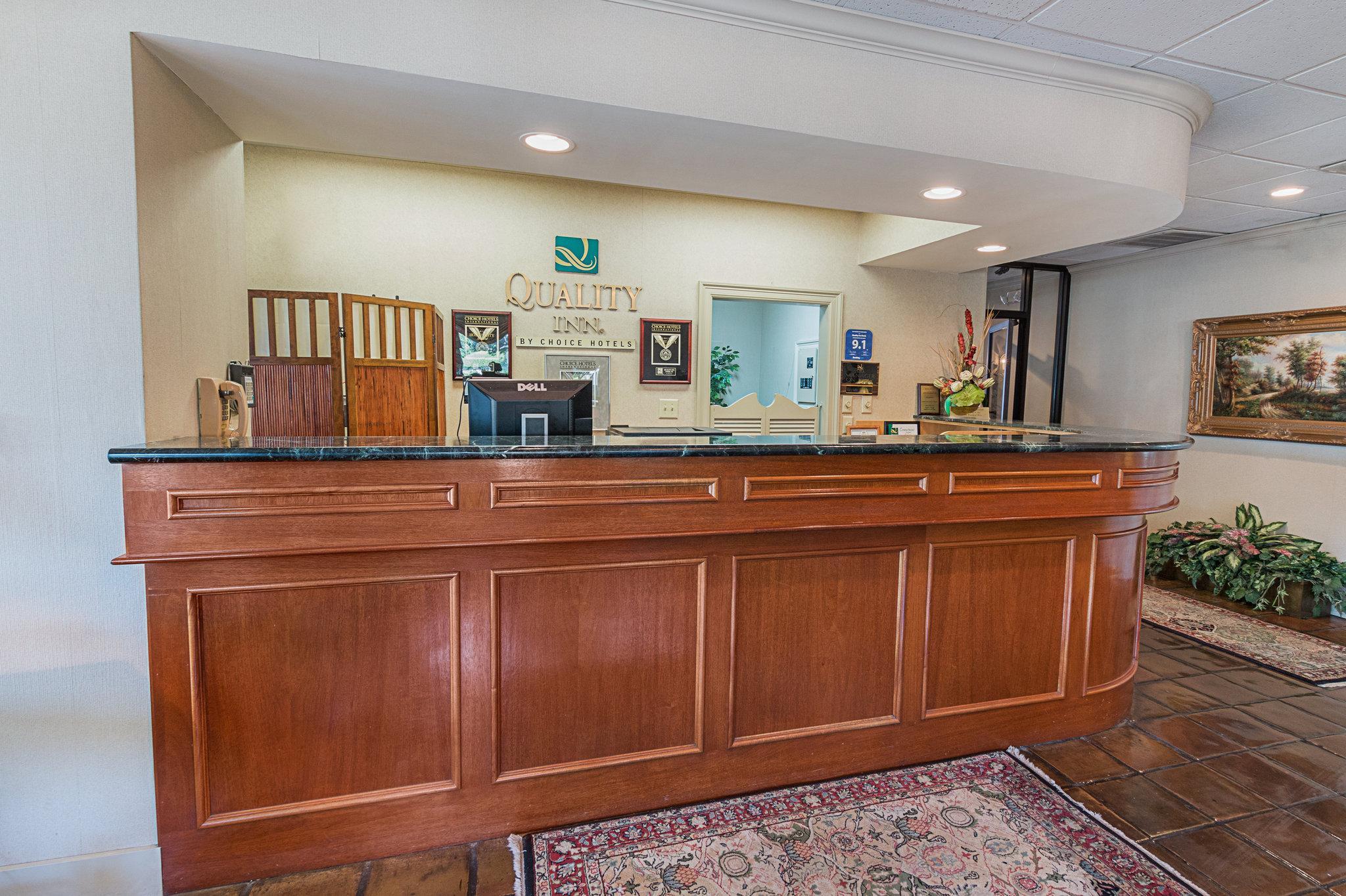 Quality Inn Ennis Buitenkant foto
